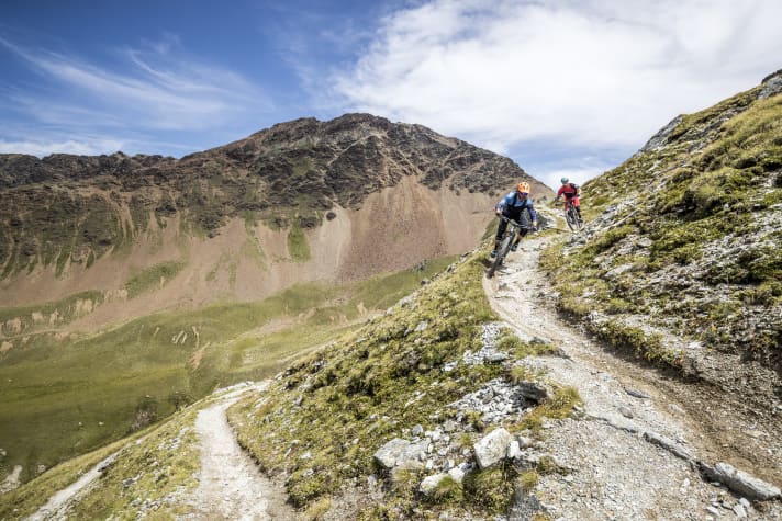 Down with the vegetation - a clear view of the mountains! Bormio, Trilingual Peak