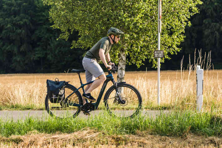 Steppenwolf Transterra Sport 9.0: Avinox M2S // 800 Wh // 25.1 kg // 5,199 euros.