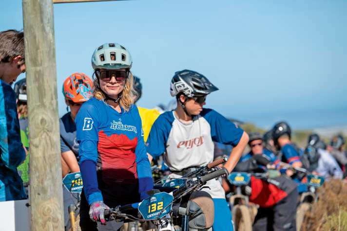 Katja Steenkamp - Die gebürtige Dresdnerin hat sich in Südafrika verliebt und ist aus der Community nicht mehr wegzudenken. 2015 gründete sie ihre eigene Fahrradschule BreakAway Rides und nimmt sporadisch an Rennen vor Ort teil. | Markus Weinberg