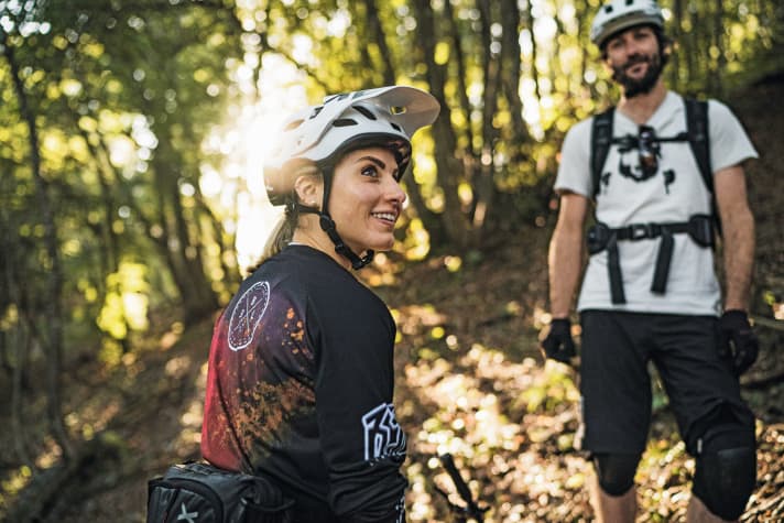 Die einen freuen sich über den “besten Trail der Welt”, aber es gibt auch Biker, die schieben und fluchen. Letztere haben wir unterwegs nicht angetroffen.