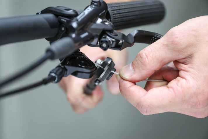 Now shorten the cable and fit an end cap, that's it!