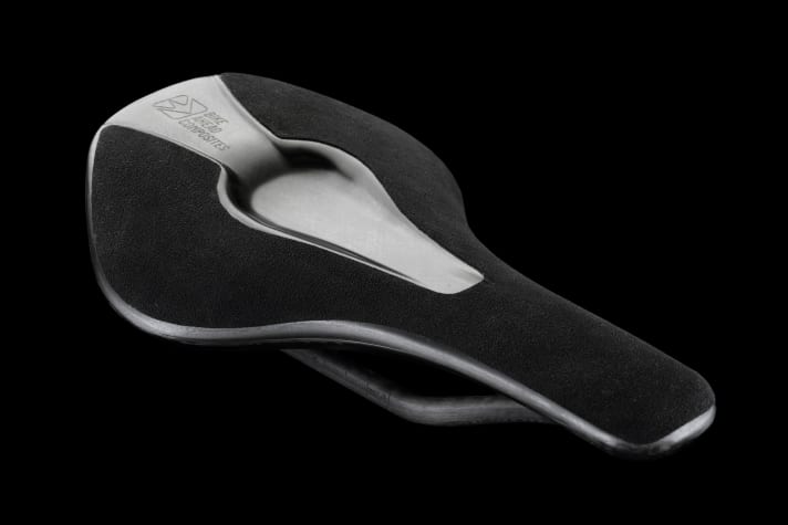 As if made from one piece? The Hypersaddle IS made of one piece, so to speak.