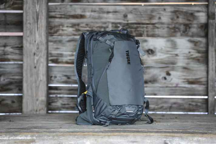 With its eMTB 18L touring backpack, Thule focuses on independent organisation solutions and extensive features.
