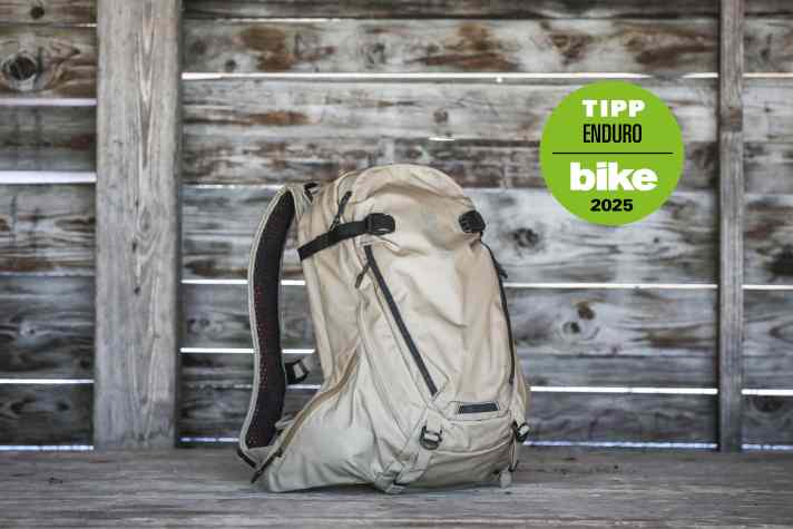 Extrem robust, gut strukturiert und mit satten Sitz ausgestattet - der Camelbak H.A.W.G. 20 ist der ideale Begleiter für Enduro, Freeride und Bikepark.