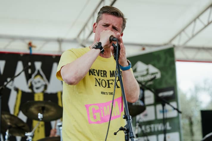 Apetrap spielten zum Abschluss von Tag 3 die besten Rocksongs der letzten 30 Jahre
