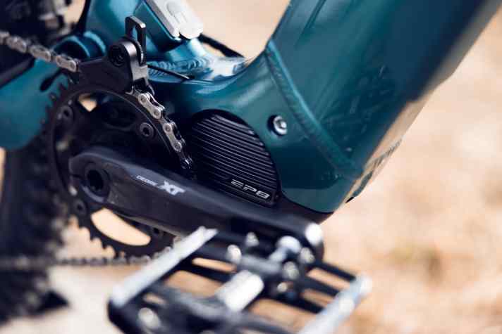 Depending on the model, the Amplifier P2 contains the Shimano EP600 or EP801.