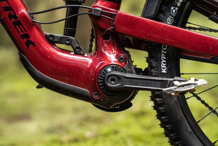 No one is smaller! The circular TQ HPR 50 in the Trek Slash+.