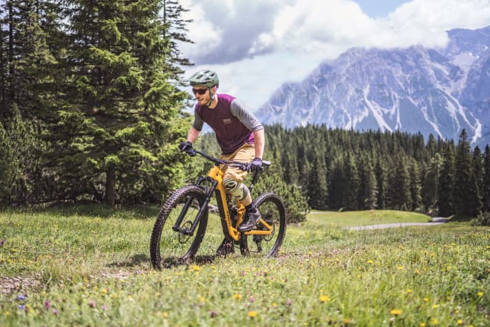 Trek Fuel EXe mit TQ-Motor Mit dem neuen All Mountain von Trek feiert auch der Minimal-Assist- Motor aus Inning seine Premiere.