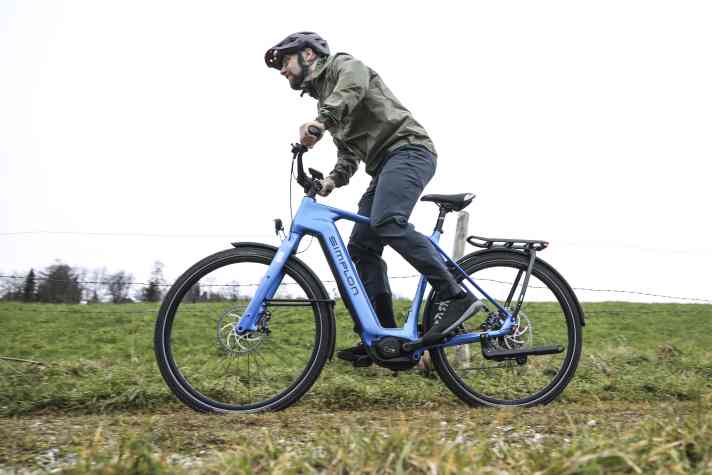 The low weight and direct acceleration of the Simplon Chenoa :e make it a lot of fun to ride.