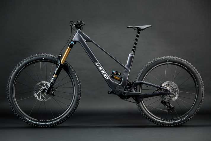 Unno Mith Pro // DJI Avinox // 800 Wh // 170/160 mm // 29/27.5 inches // 21.2 kg // 11,995 euros