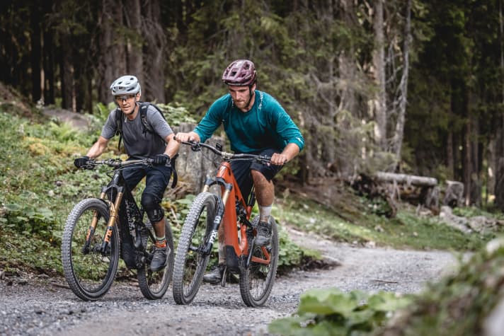 Covering over 14,000 metres of altitude on forest roads in 16 hours on a Specialized Turbo Levo - that's a world record on an e-bike.