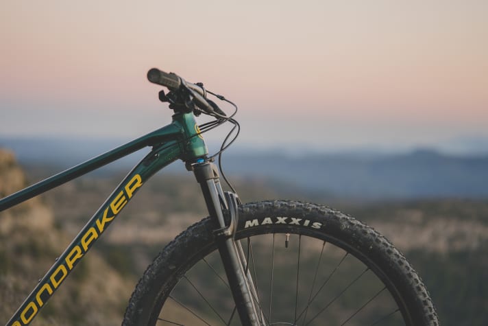 The head angle of the new Mondraker trail hardtail is 68.5 degrees flat.
