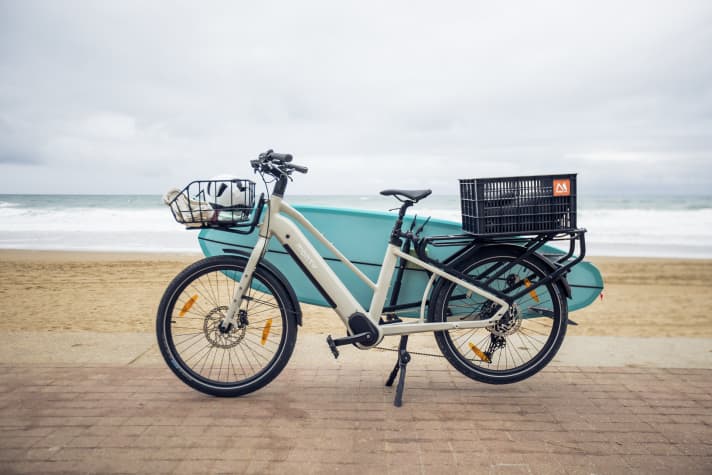 You take your car to work, I take my board - by bike, of course!