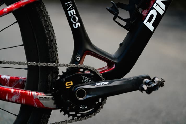 Thanks to the triangular design, the bottom bracket area of the Pinarello Dogma XC hardtail should be particularly stiff.