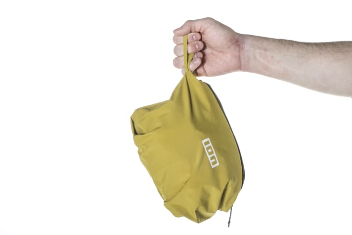 The large back pocket serves as a pannier