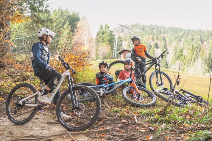 Sportwissenschaftlich betrachtet ist Biken ein Einzelsport. Gerade für Kinder und Jugendliche ist aber auch die soziale Komponente des Sports entscheidend.