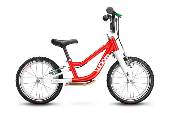 The Woom Original 1 Plus is a timeless classic and allows first off-road excursions with the balance bike.