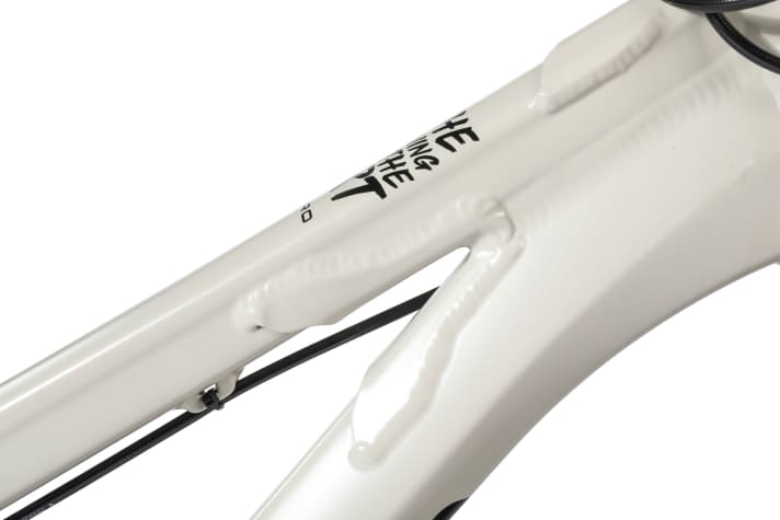 Zahlreiche Gussets versteifen das Digga Dirtbike. XPro ist bislang der einzige Hersteller, der Serien-Alu-Rahmen für Dirtbikes in Europa schweißen lässt.