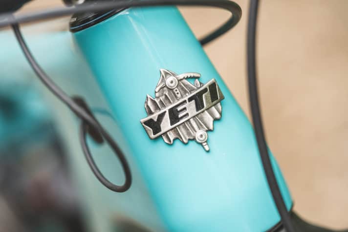 Seit Jahrzehnten begehrt unter Mountainbikern: Ein Rahmen mit der Yeti-Plakette.