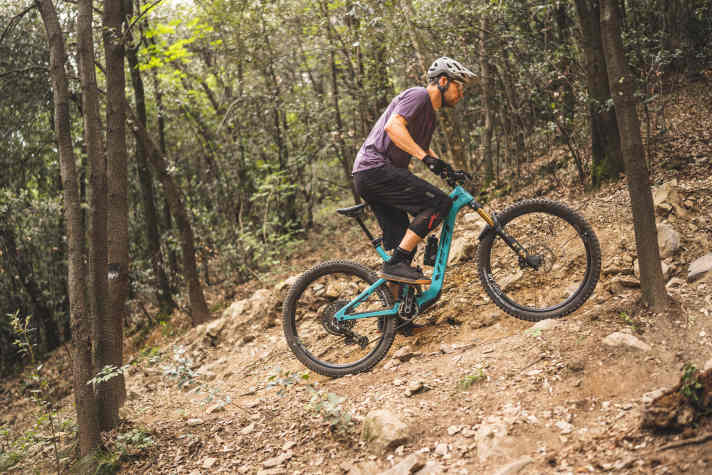 On technical climbs, the MTe is absolutely competent and inspires with good control.