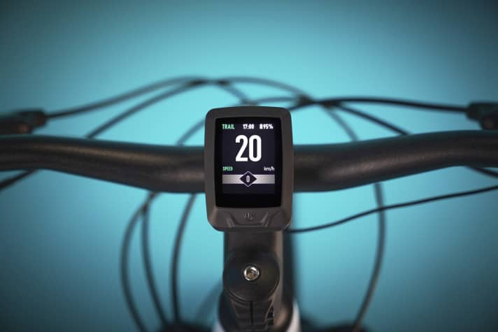 The display can be configured according to your own preferences and shows all relevant information about the journey
