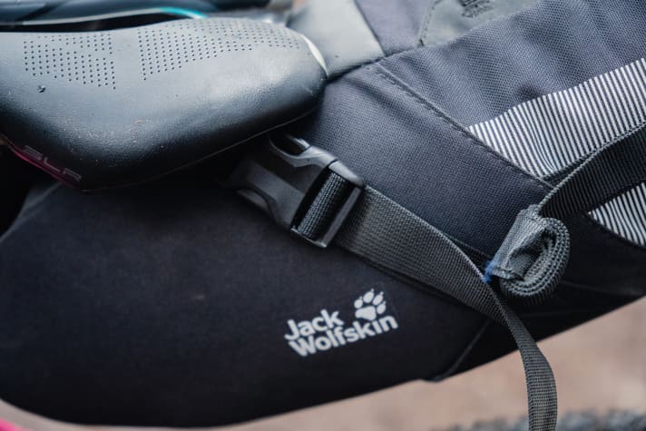 Sacs Bikepacking Sacoche de selle Jack Wolfskin Image détaillée Boucle
