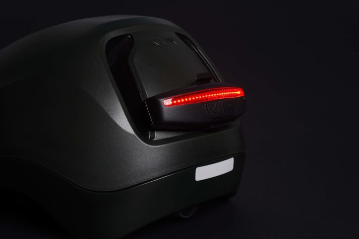 Der Kask Moebius Limelight verfügt über ein ansteckbares Rücklicht