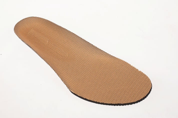 The standard insole in cycling shoes often looks like this.