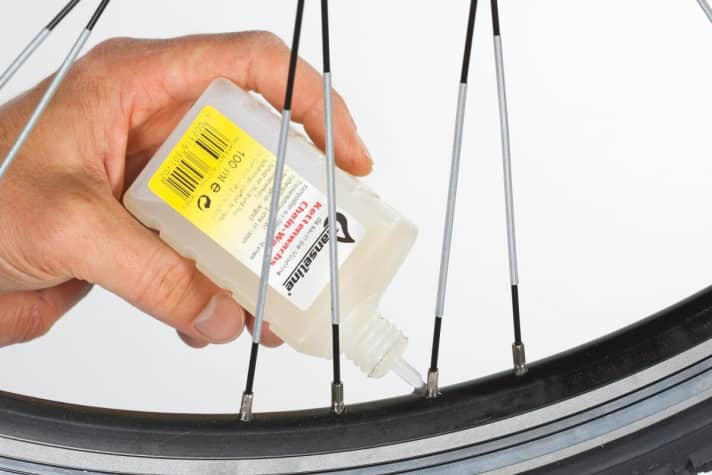 Winter cycling tips Waxing spoke holes