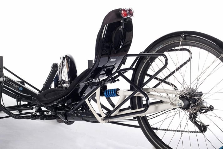 The 26-inch rear wheel is suspended in a spring-mounted swingarm.