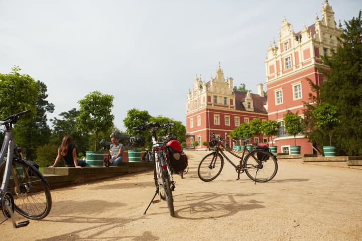 Bad Muskau Castle and Pückler Park are well worth a detour.