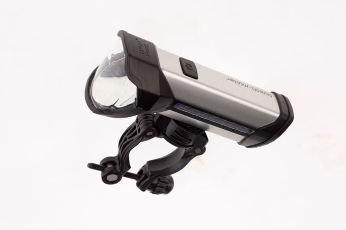 Ixon Rock; rechargeable front light with handlebar clamp; Li-Ion battery, 3,350 mAh; 1,500 mAh can be used as a power bank; USB charging time: 3 h; light duration: 5:20 h*; 155 g;