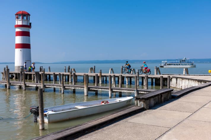 Am Neusiedler See im Burgenland gibt es ausreichende Bademöglichkeiten