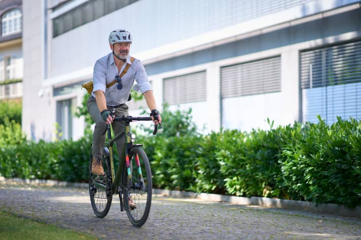 Crooked handlebars and sporty genes: six gravel bike-based randonneurs in the MYBIKE everyday check