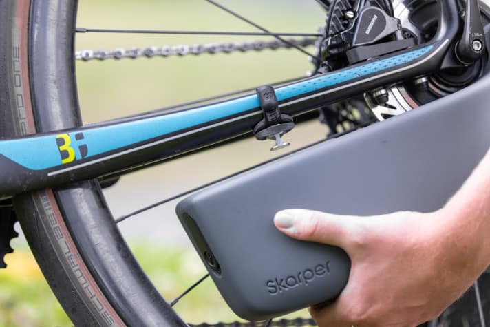 Nach entsprechendem Umbau kann der Skarper Motor einfach an- und abmontiert werden.