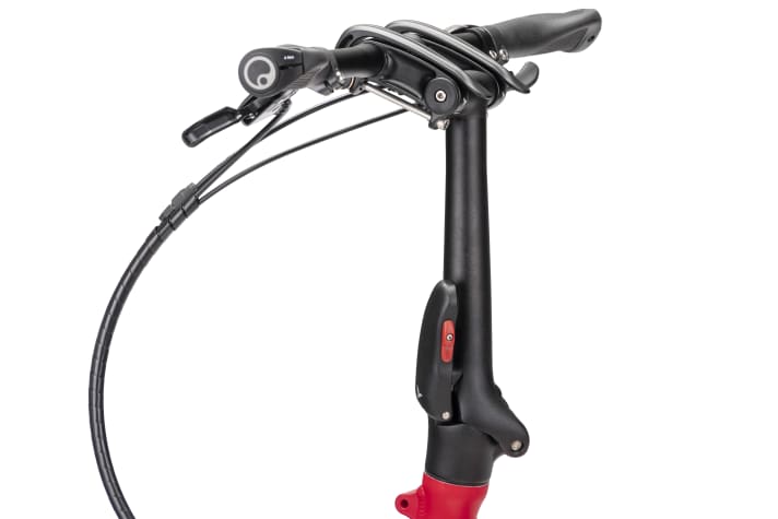 The seating position can be easily adjusted for riders from 147 to 195 cm tall.