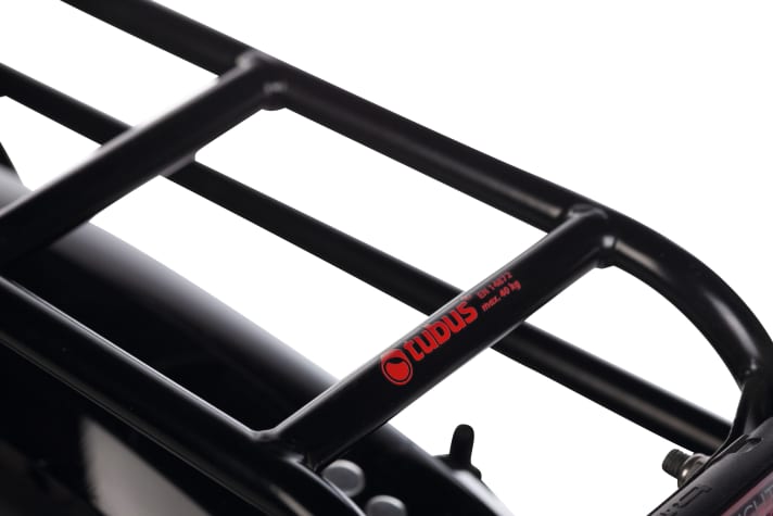 For everyday use and touring: tubular steel is the best option in terms of stiffness, durability and resistance to heavy-duty luggage carriers.