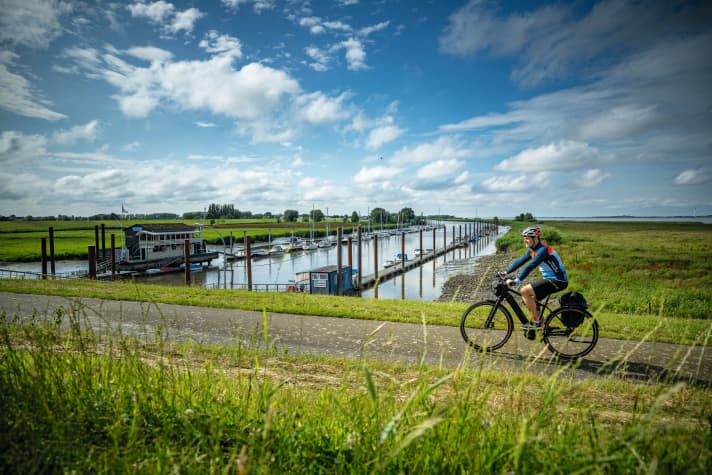 Pack your swimming trunks! Cycling tours by the water are a great way to combine a refreshing swim.