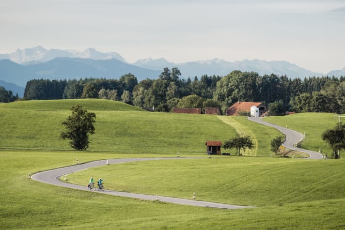 The 13 cycle routes lead through the breathtaking landscape of the Württemberg Allgäu