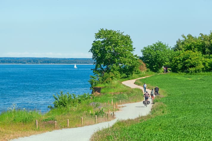 Schöner Start: Das Brodtener ­Steilufer bei ­Travemünde eröffnet eine wunderschöne Tour ­entlang des ehemaligen „Eisernen ­Vorhangs“.