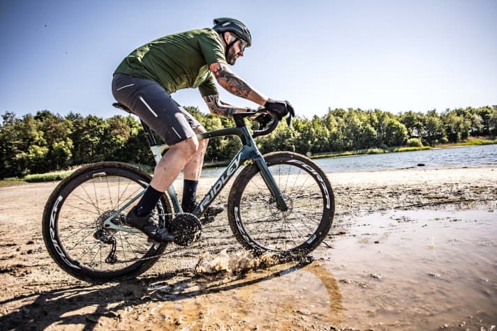 The first production gravel bike with Classified gears: the Ridley Kanzo Fast Race gravel bike.