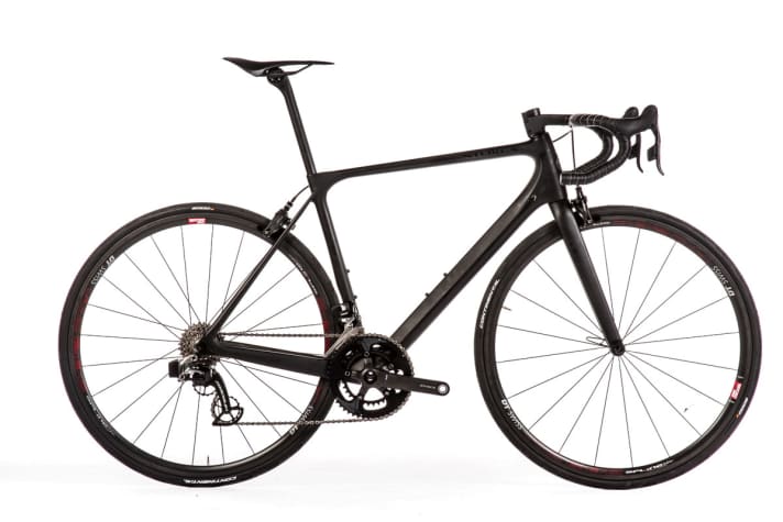 Lightweight racers like the Storck Aernario Signature 2.0 take the art of engineering to the extreme.