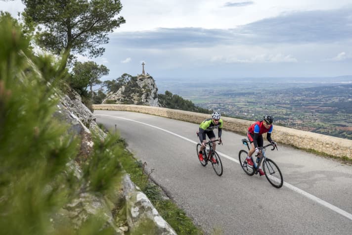   Der Everesting-Ansatz macht Bock auf Bergfahren - und es müssen ja nicht gleich 8.848 Höhenmeter am Stück sein...