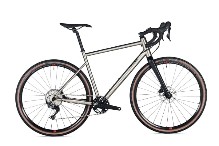 This is the Triban GRVL 900