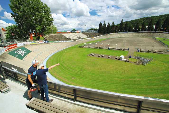Competitions are still held today on the Oerlikon cycling track, which dates back to 1912