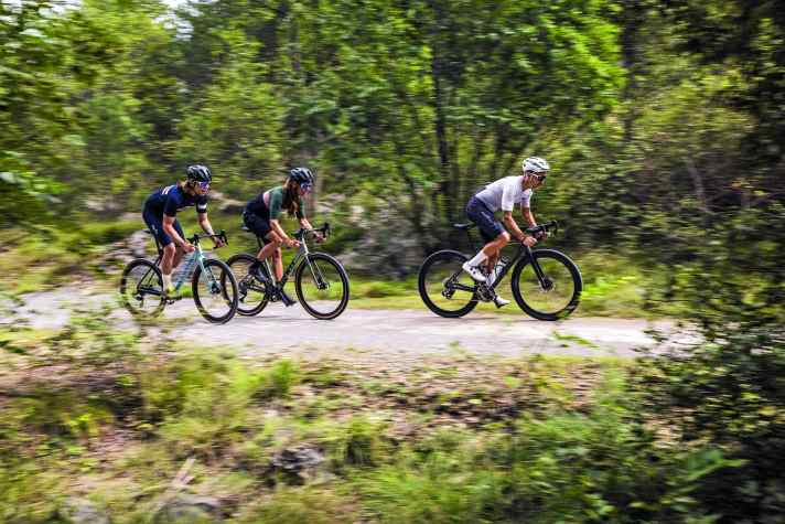 Flexibel: Welches Rad vorne liegt, hängt von vielen Faktoren ab.
