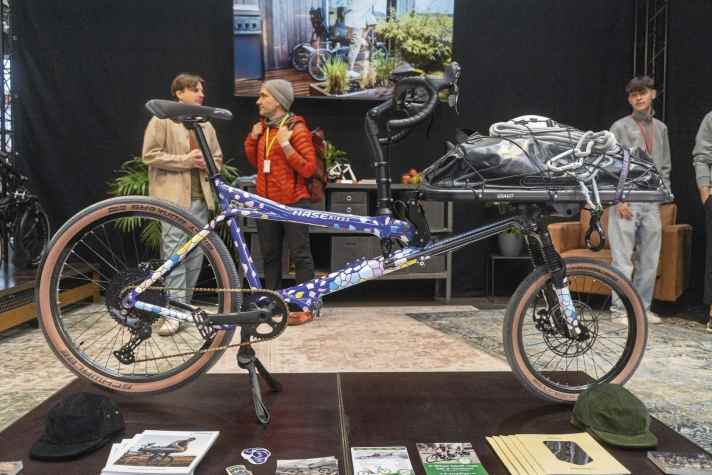 Hase Bikes kombiniert Cargo und Gravel