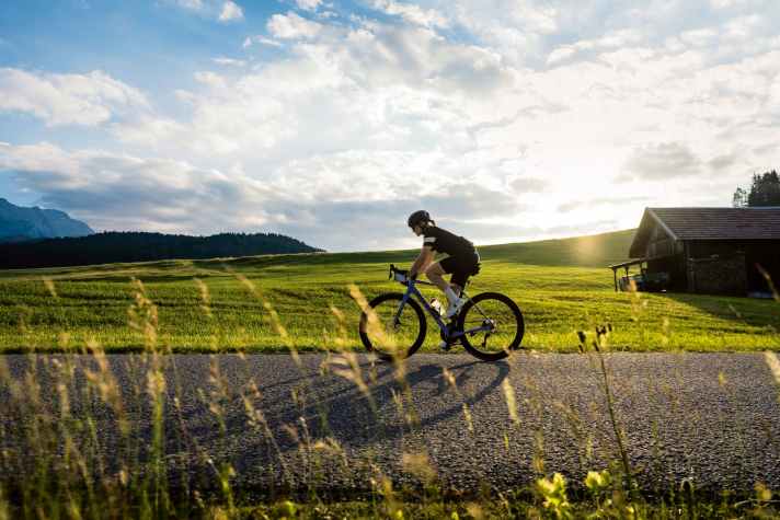 Aero-Felgen sind beliebte Tuning-Teile, weil sie nicht nur schnell sind, sondern auch schnell aussehen.