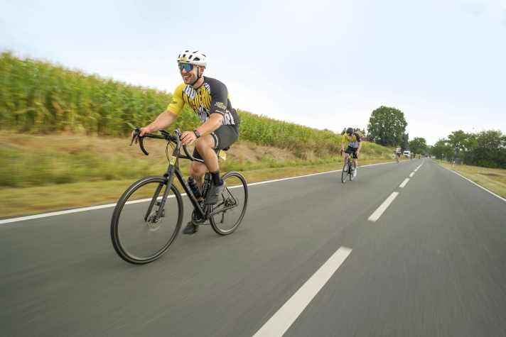 Alleine im Wind - Im Hobbyrennen reißen die großen Felder schnell auseinander