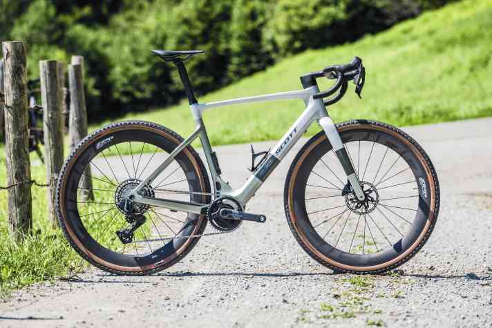 Un bolide sportif pour les gros travaux : Scott Solace Gravel eRIDE